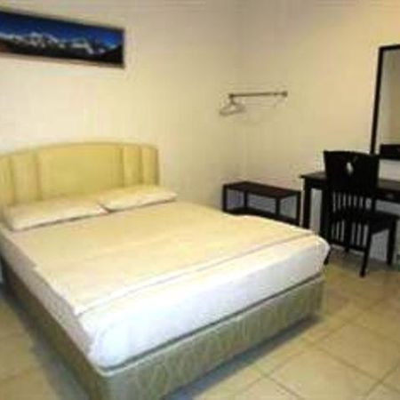 Mendu Inn Kuching Chambre photo