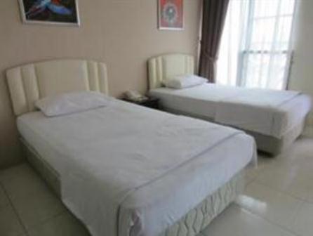 Mendu Inn Kuching Chambre photo
